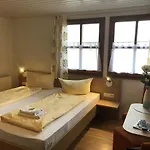 Hotel - Restaurant Hirschen - Werneths Landgasthof Beim Europa- Park Rust