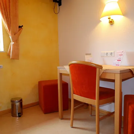 Hotel - Restaurant Hirschen - Werneths Landgasthof Beim Europa- Park Rust