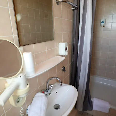 - Restaurant Hirschen - Werneths Landgasthof Beim Europa- Park Rust Hotel Rheinhausen