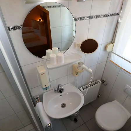 - Restaurant Hirschen - Werneths Landgasthof Beim Europa- Park Rust 호텔