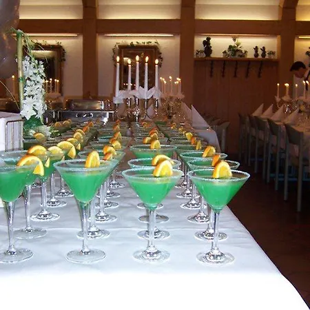 - Restaurant Hirschen - Werneths Landgasthof Beim Europa- Park Rust