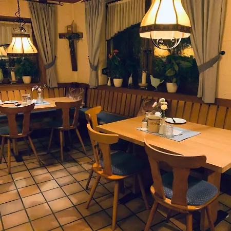 - Restaurant Hirschen - Werneths Landgasthof Beim Europa- Park Rust Hotel Rheinhausen